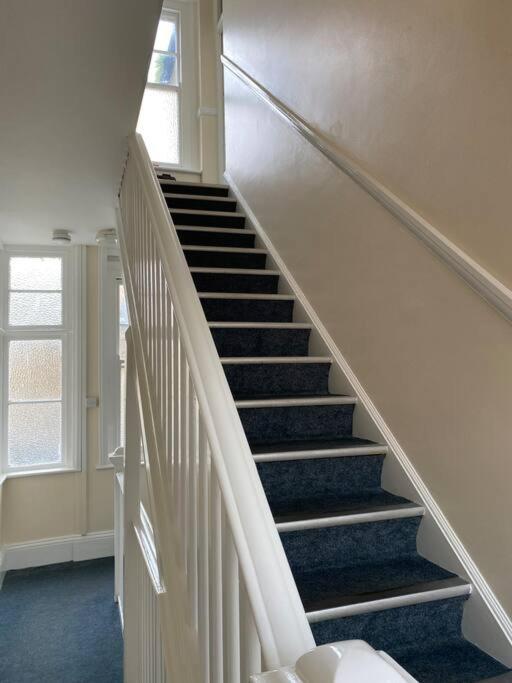 Herne Bay Central - 2 Minutes From Beach Apartment Exteriör bild