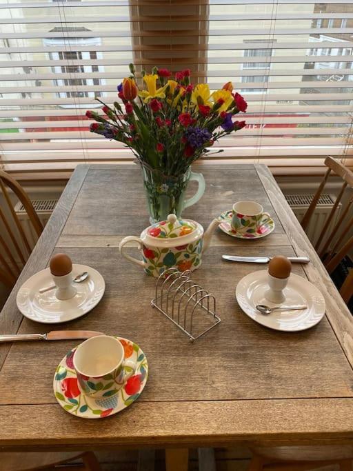 Herne Bay Central - 2 Minutes From Beach Apartment Exteriör bild