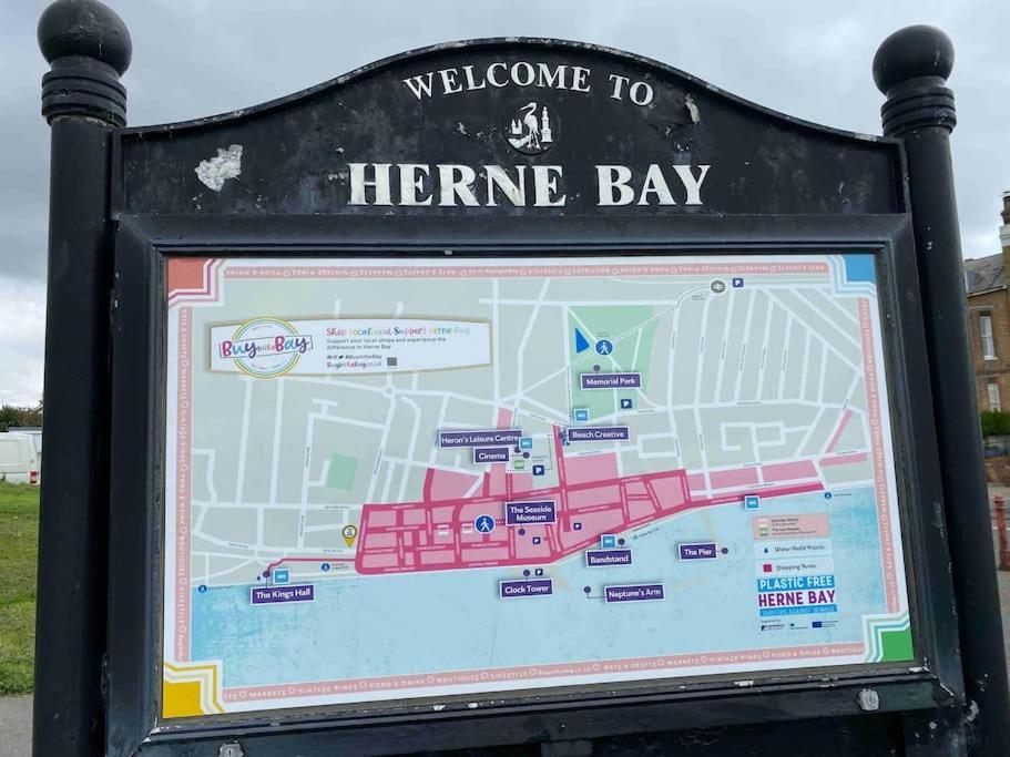 Herne Bay Central - 2 Minutes From Beach Apartment Exteriör bild